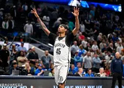 独行侠逆转尼克斯,主场气势如虹 独行侠逆转尼克斯,主场气势如虹